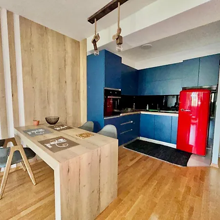 The Away From * 스코페