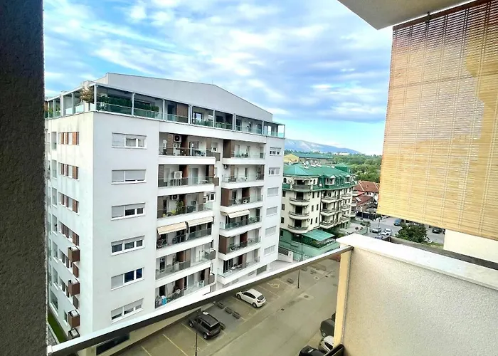 The Away From Apartamento